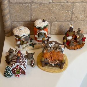 Charming Tails Mouse Figurine Set Collection Lot of 5 Christmas Mice Holiday